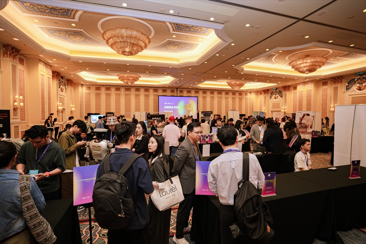 媒體與參展企業在 BEYOND 媒體日現場交流